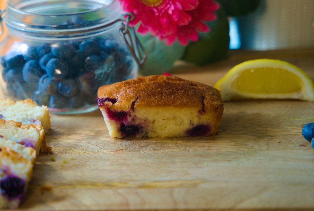 Lemon and Blueberry Free From Cake